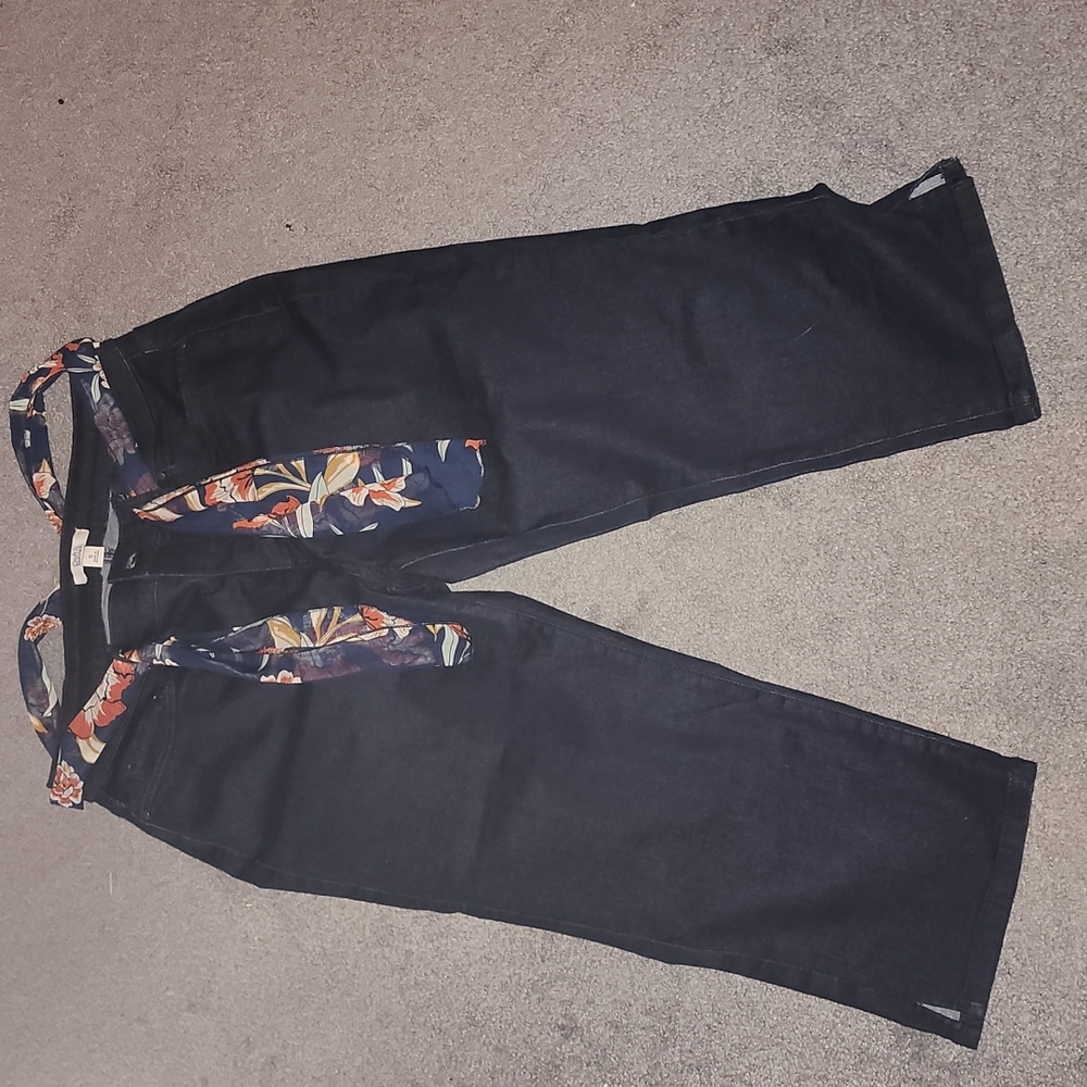 Croft and Barrow Capri Jean's. Size 12